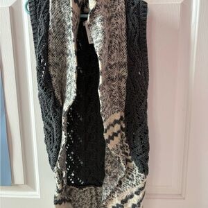 Max Studio Kids Gray Knit Sweater